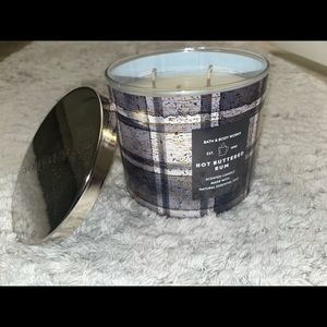 BBW limited edition candle hot buttered rum ☕️